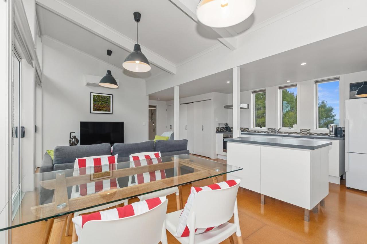 Paroa Bay Chalets - Te Whare Tui Расселл Экстерьер фото