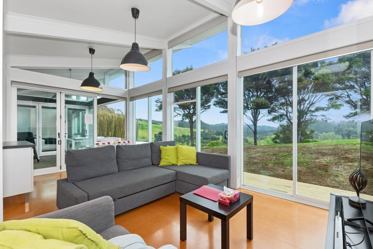 Paroa Bay Chalets - Te Whare Tui Расселл Экстерьер фото