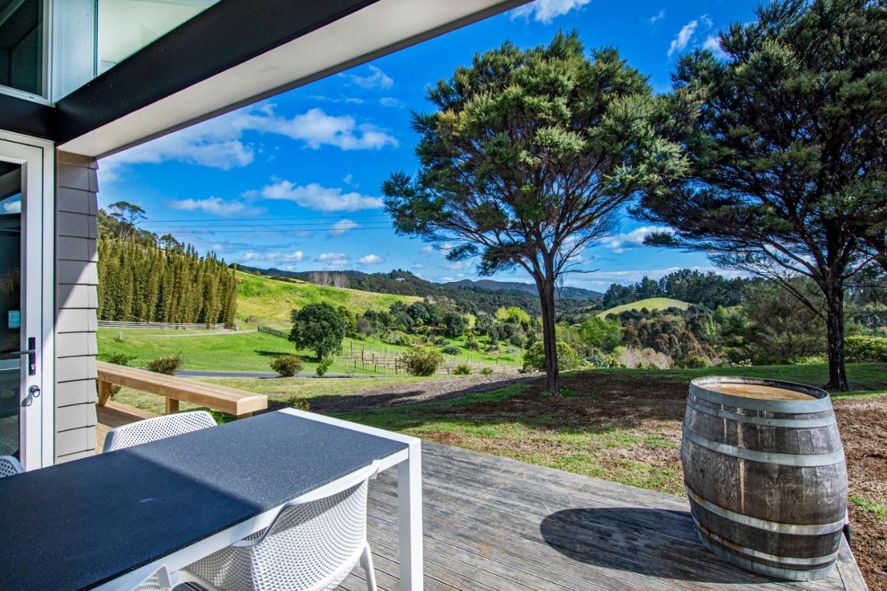 Paroa Bay Chalets - Te Whare Tui Расселл Экстерьер фото