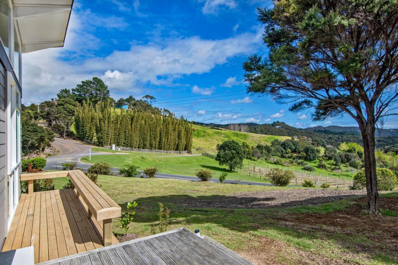 Paroa Bay Chalets - Te Whare Tui Расселл Экстерьер фото
